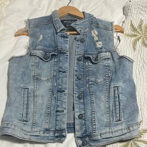 Silver Jeans Distressed Denim Vest